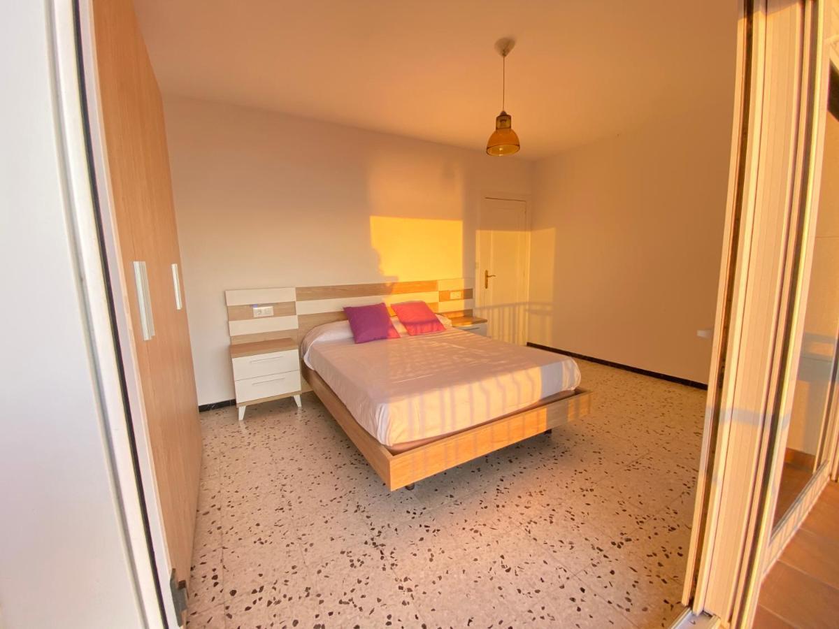 Agi Avenida Apartments Roses Bagian luar foto